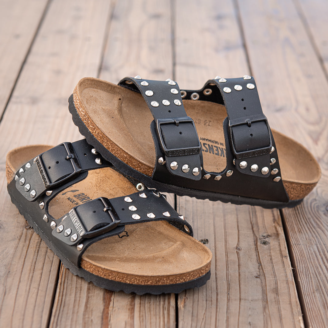 Personalizzazione Birkenstock Arizona con Borchie a cuneo Nere