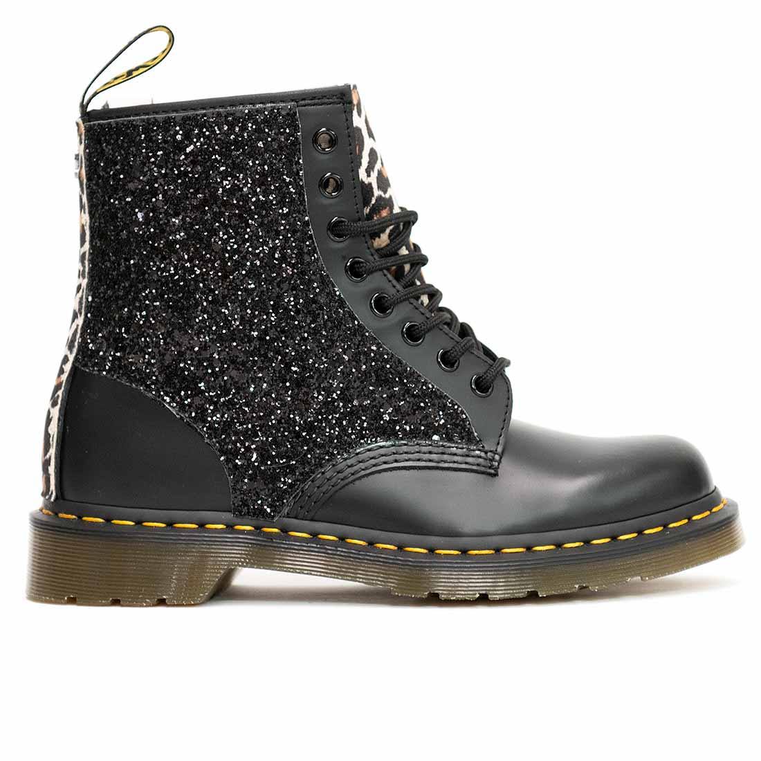 Dr martens neri deals