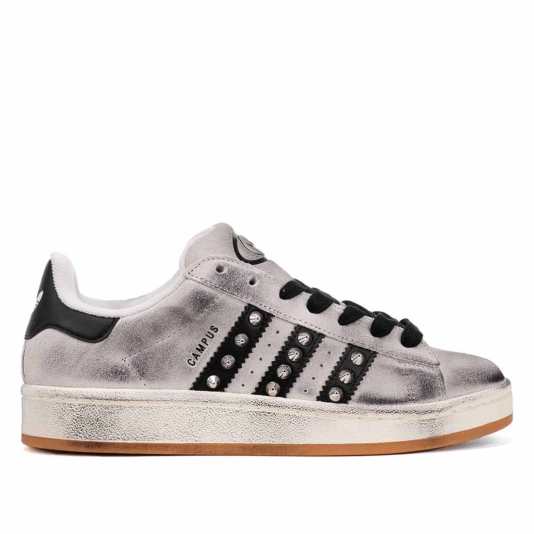 Adidas campus nere e grigio con borchie argento ed effetto vintage