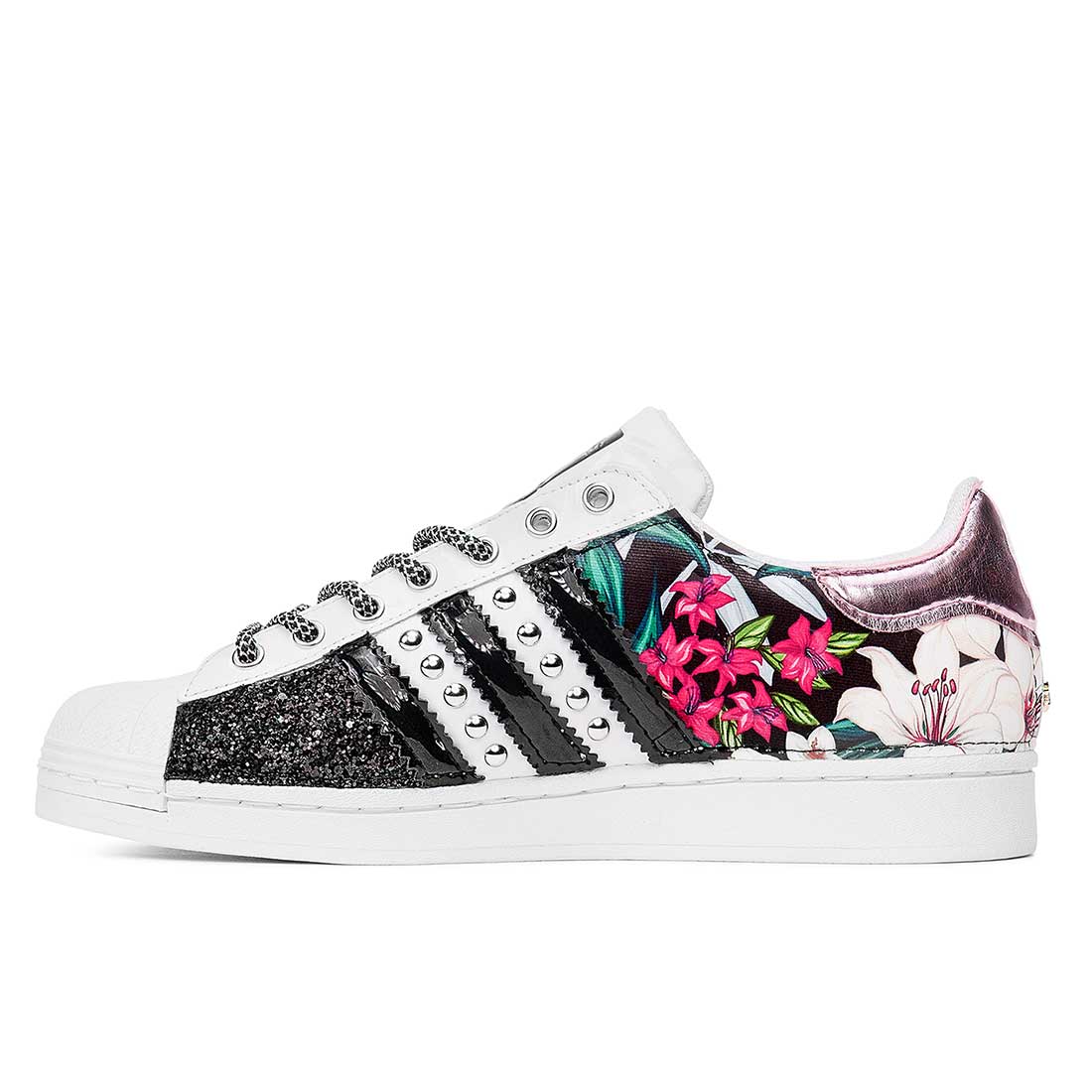 Adidas con i fiori Outlet