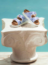 Birkenstock arizona bianche con grafica maioliche azulejos e zeppa