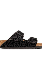 birkenstock Arizona personalizzata con tessuto leopardato nero tono su tono