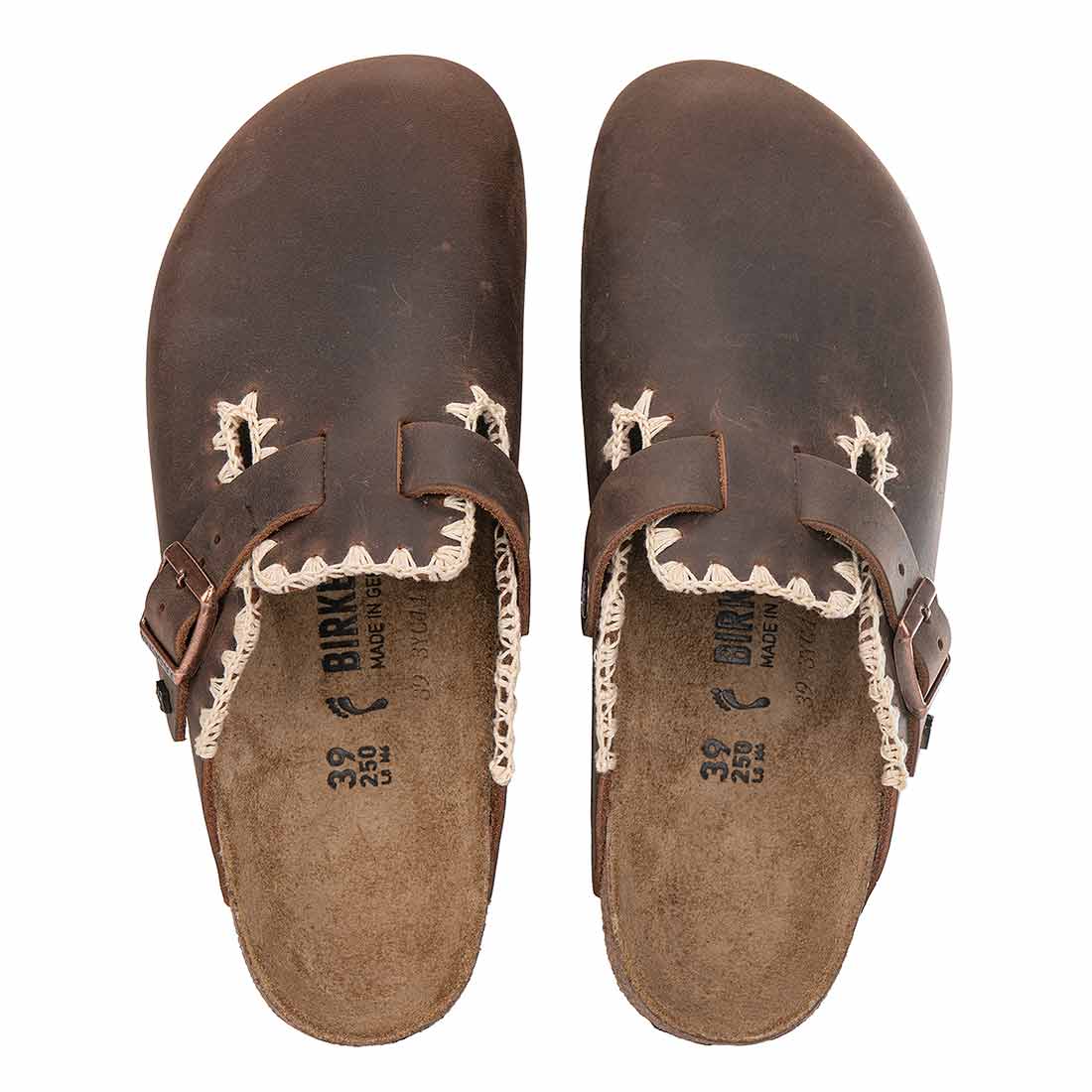 Personalizzazione Birkenstock Boston Habana con Ricamo a mano