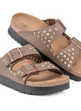 ciabatta birkenstock platform con borchie a cono dorate personalizzate a mano