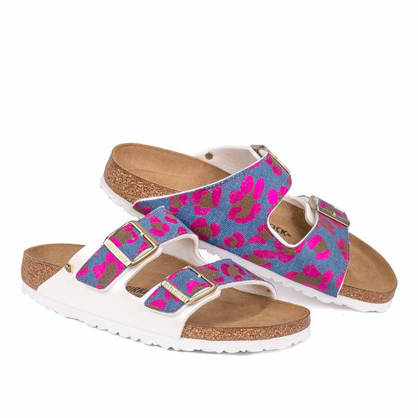 Ciabatte birkenstock in denim jeans con  texture animalier fucsia