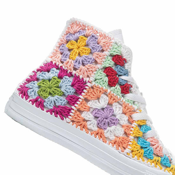 converse all star bianche con crochet colori pastello