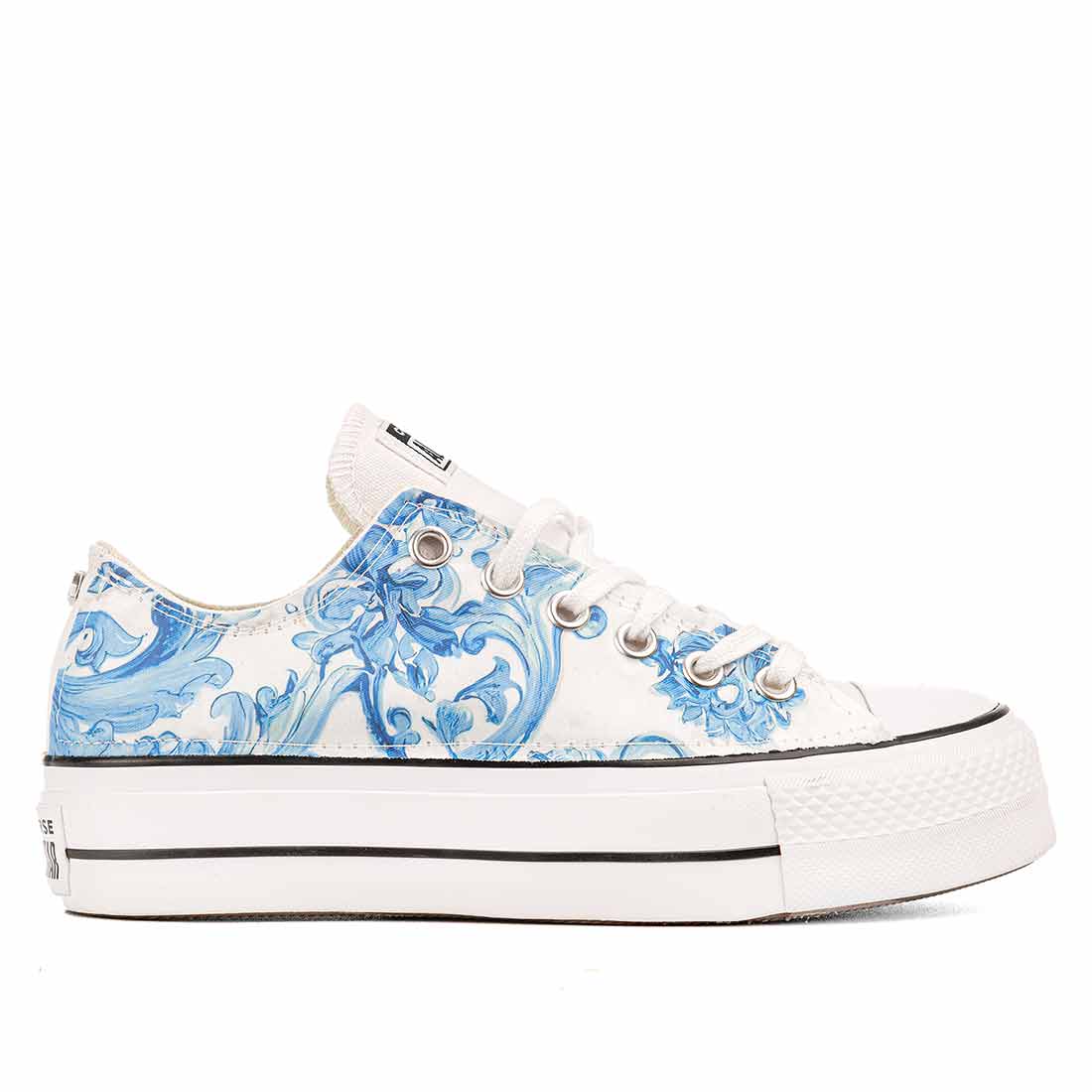 Converse all star bianche basse con texture capri mediterranea colore blu e azzurro