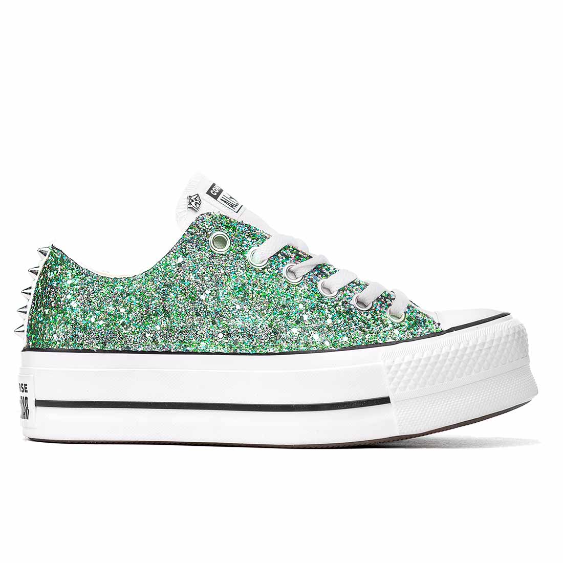 Scarpe converse all star platform e brillantini verdi e argento con borchie sul retro argento