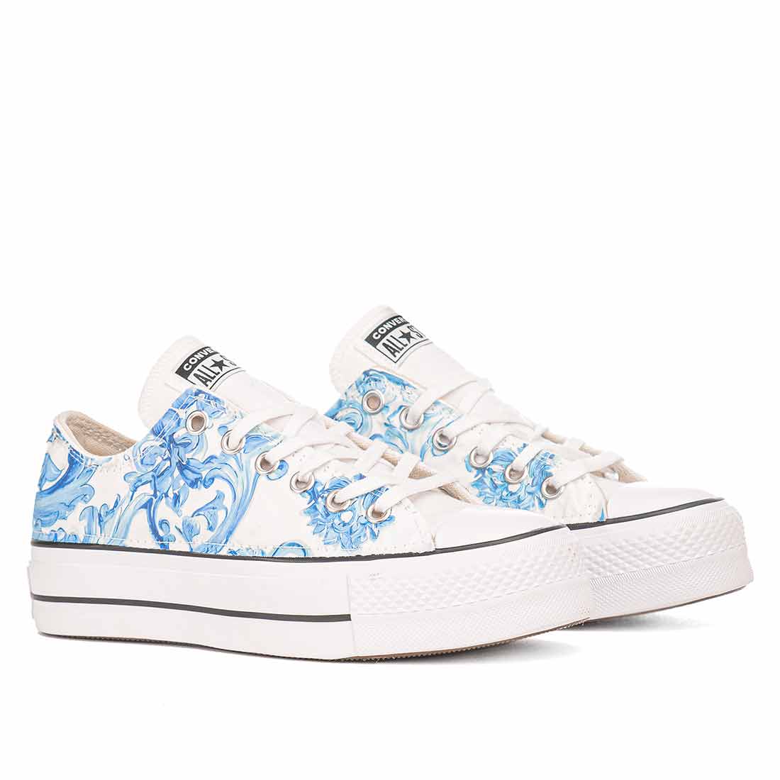 Converse all star bianche basse con trama maiolica azzurro