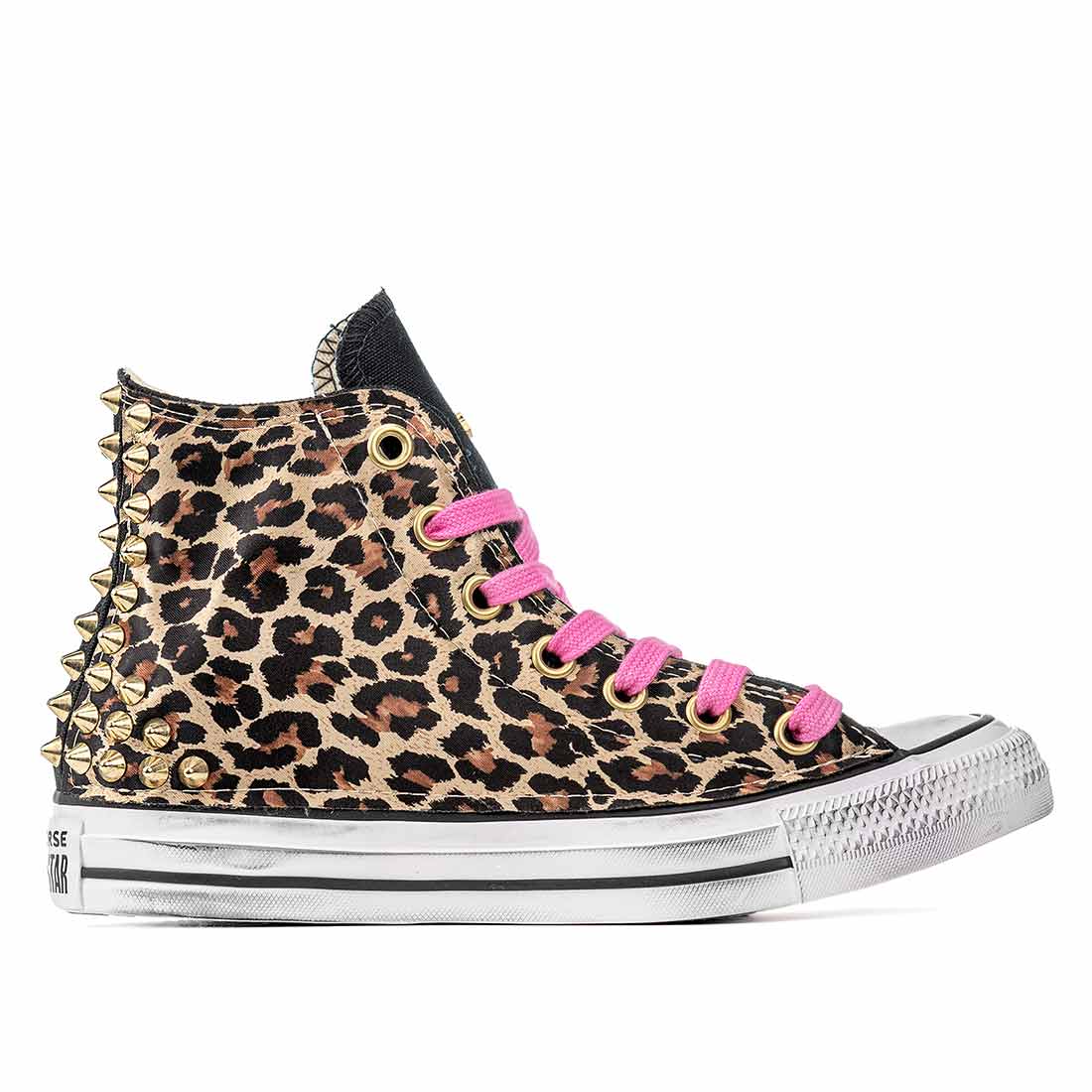 Converse classiche alte leopardate con borchie oro e lacci fucsia