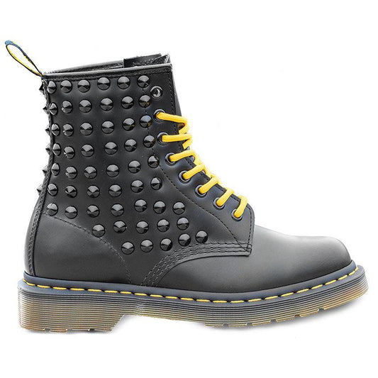 Anfibi Dottor Martens personalizzati con borchie nero Lacci dr martens originali Gialli racoon-lab