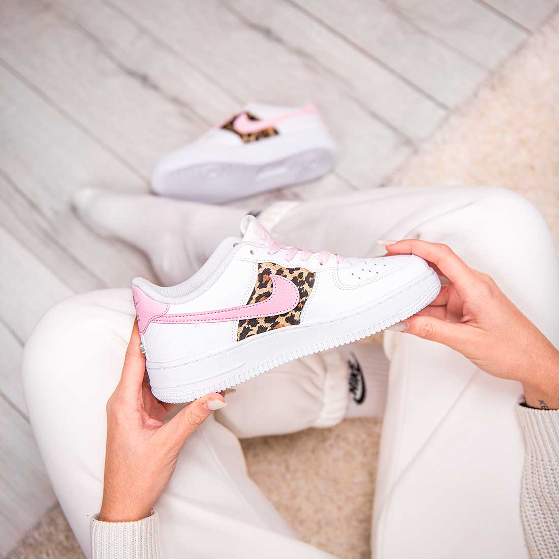 Nike Af1 Scarpe Nike Fluo Donna Nike AF1 Leopardate Swoosh Rosa