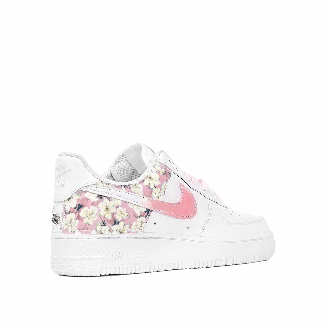 Nike bianche con fiori bianchi e swoosh rosa