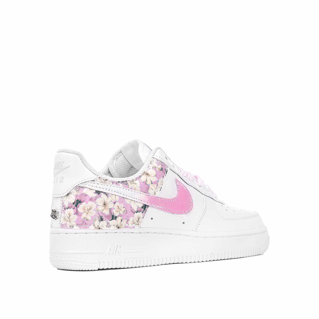 Nike bianche con fiori bianchi e swoosh rosa