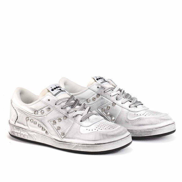Scarpe Diadora con effetto vintage street style unisex