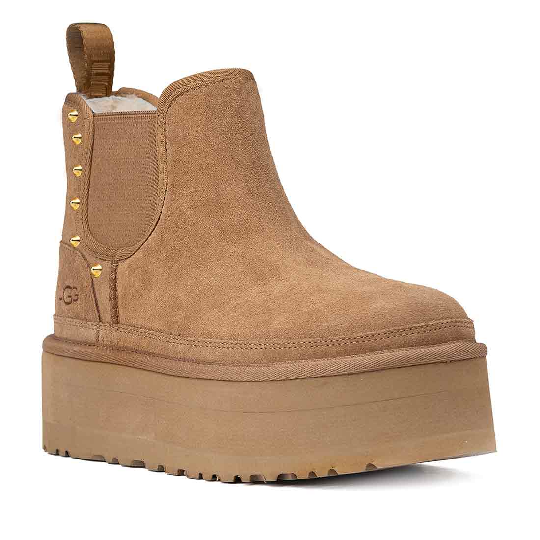 UGG NEUMEL PLATFORM CHELSEA colore Chestnut personalizzati con borchiette oro