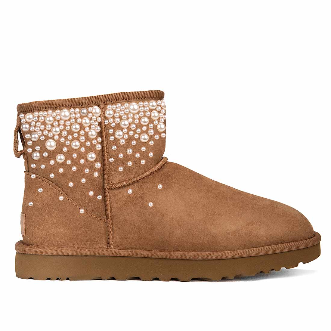 UGG Mini Classic II con perle 