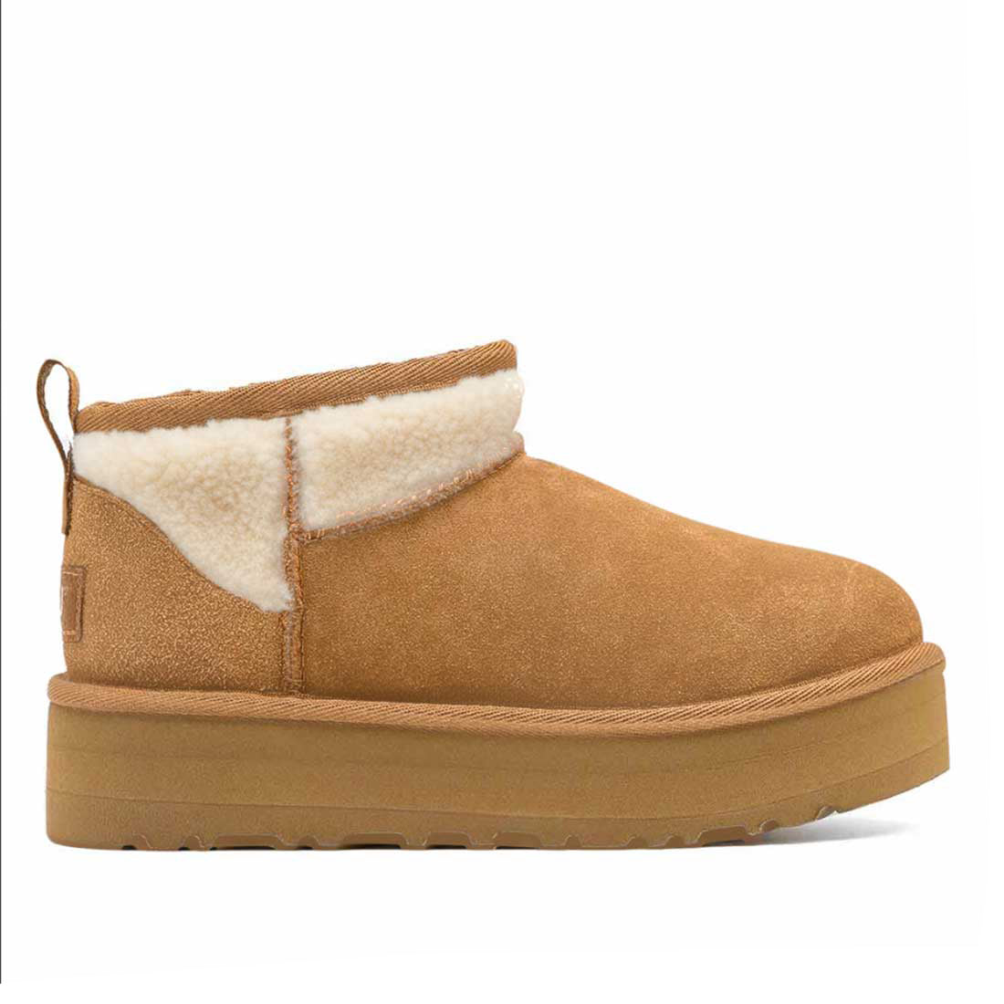 UGG ultra mini platform con pelo bianco stile teddy