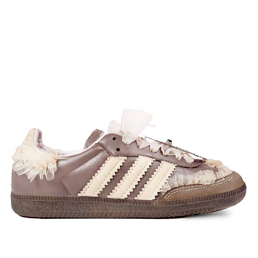 adidas samba con alcantara beige scarpa marrone e tulle con croce 