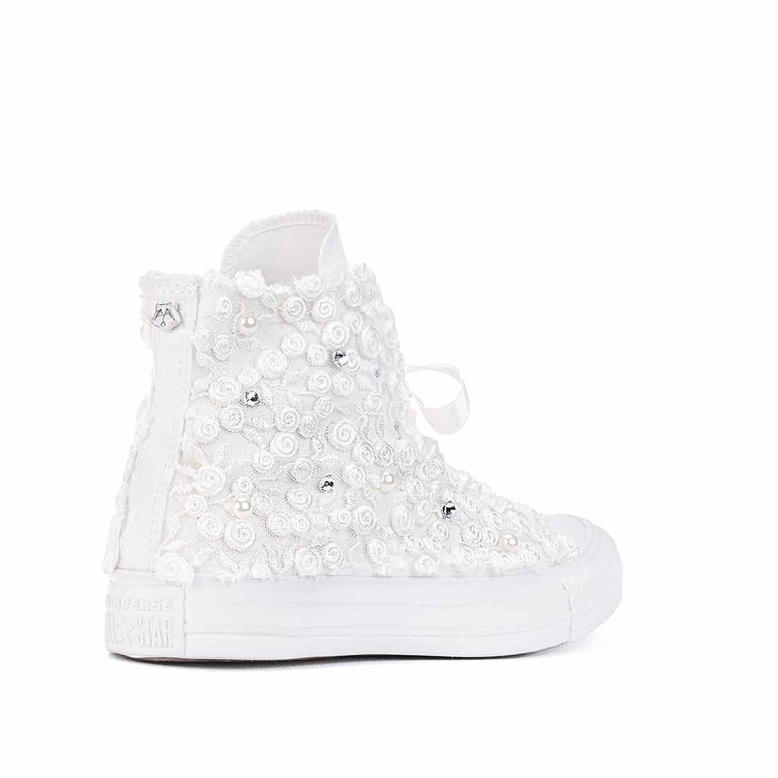 Converse All Star Alte in Pizzo Bianco a Fiori - Strass e Perle - Outlet