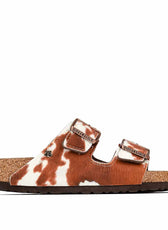 ciabatte birkenstock con effetto muccato marrone in stile country