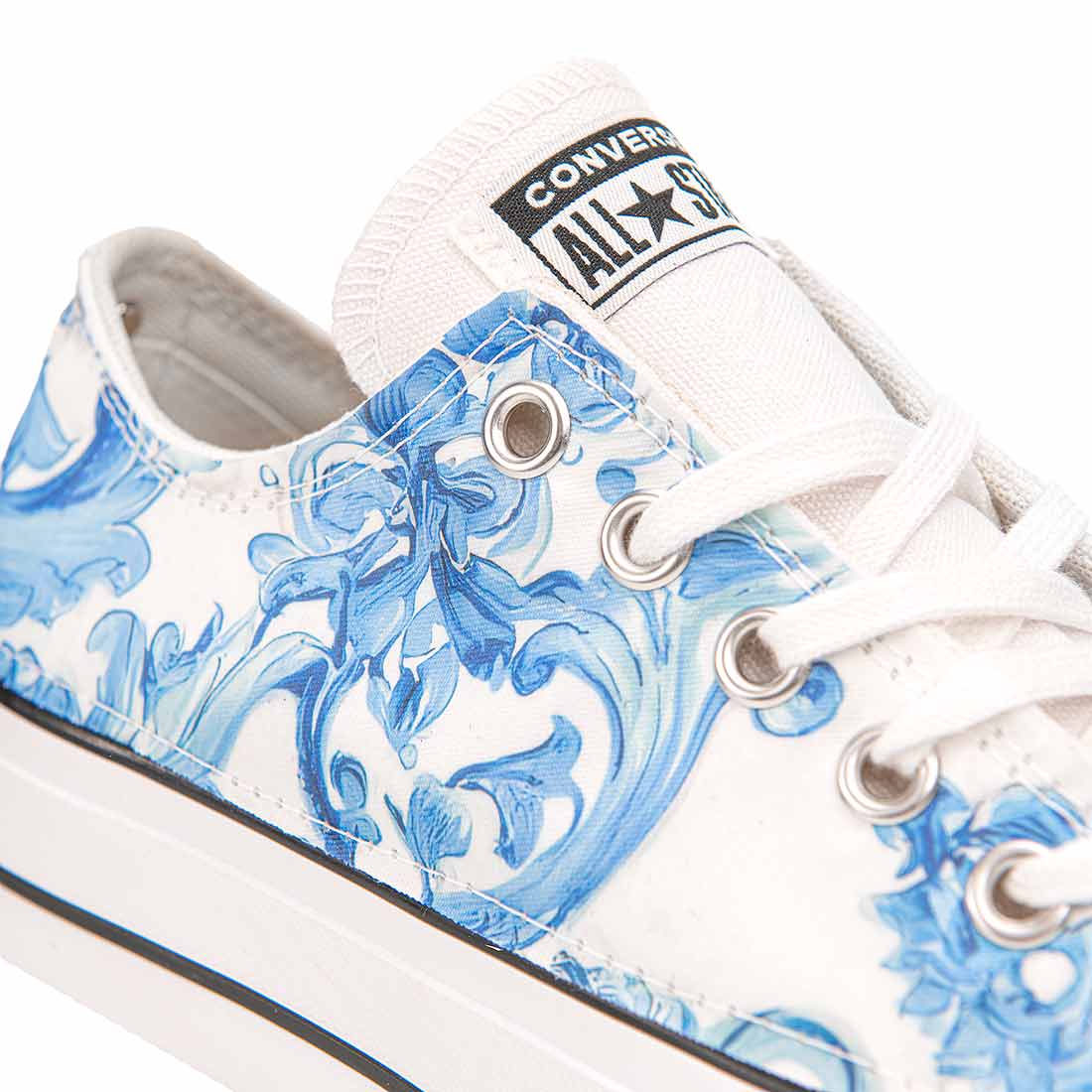 converse in stile mediterraneo blu azzurre e bianche
