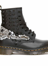 Personalizzazione Dr Martens con strass gioielli e Borchie Nere - Outlet