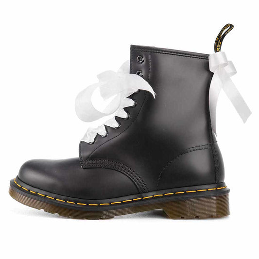 dr martens con lacci in raso bianco fiocchi in raso bianco