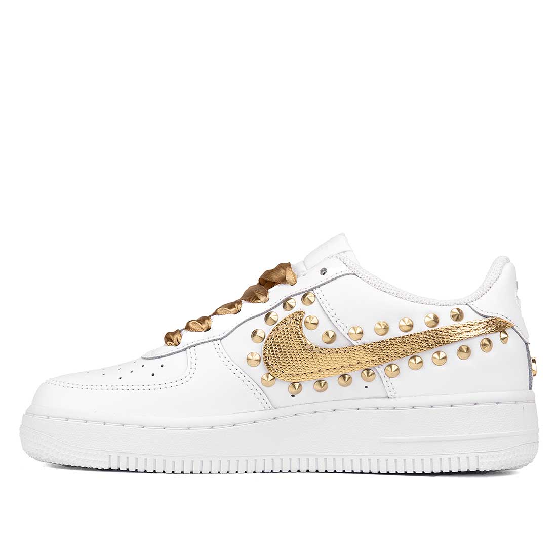 nike AF1 oro con borchie e lacci in raso oro