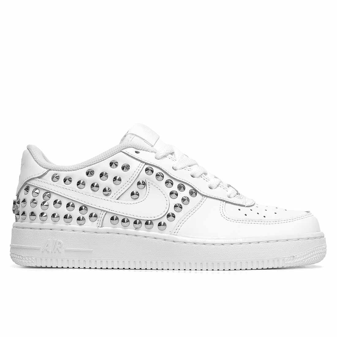 Nike AF1 Borchiate con borchie a cono - Outlet