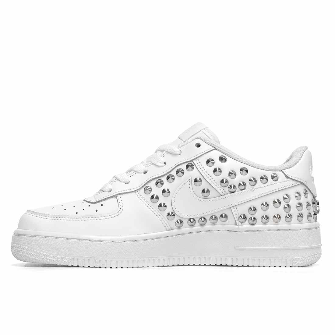 Nike AF1 Borchiate con borchie a cono - Outlet
