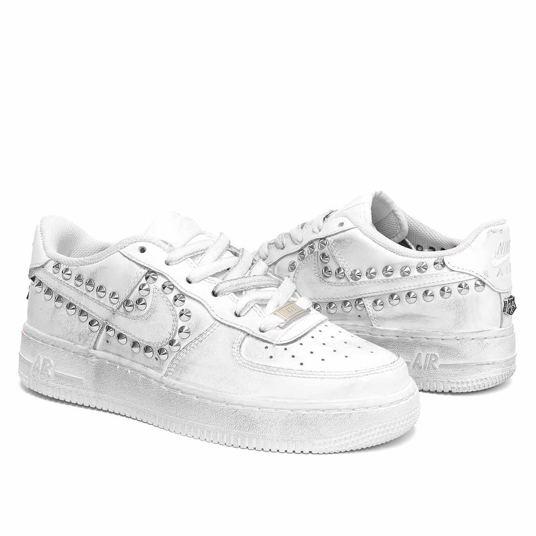 Nike Air Force con Borchie - Outlet