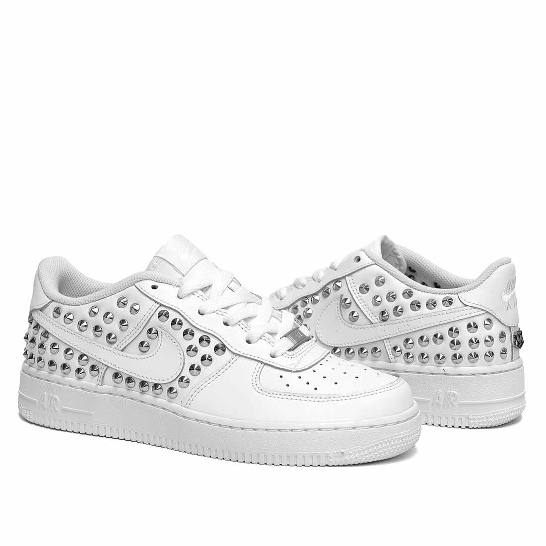 Nike AF1 Borchiate con borchie a cono - Outlet