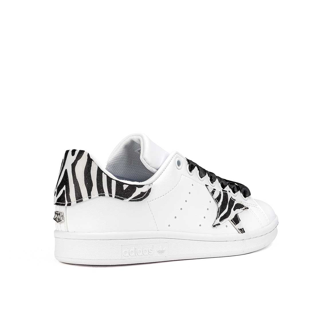 stan smith animalier con tessuto zebrato e stella