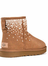 Stivali UGG mini classic caldi per l'invero con perle