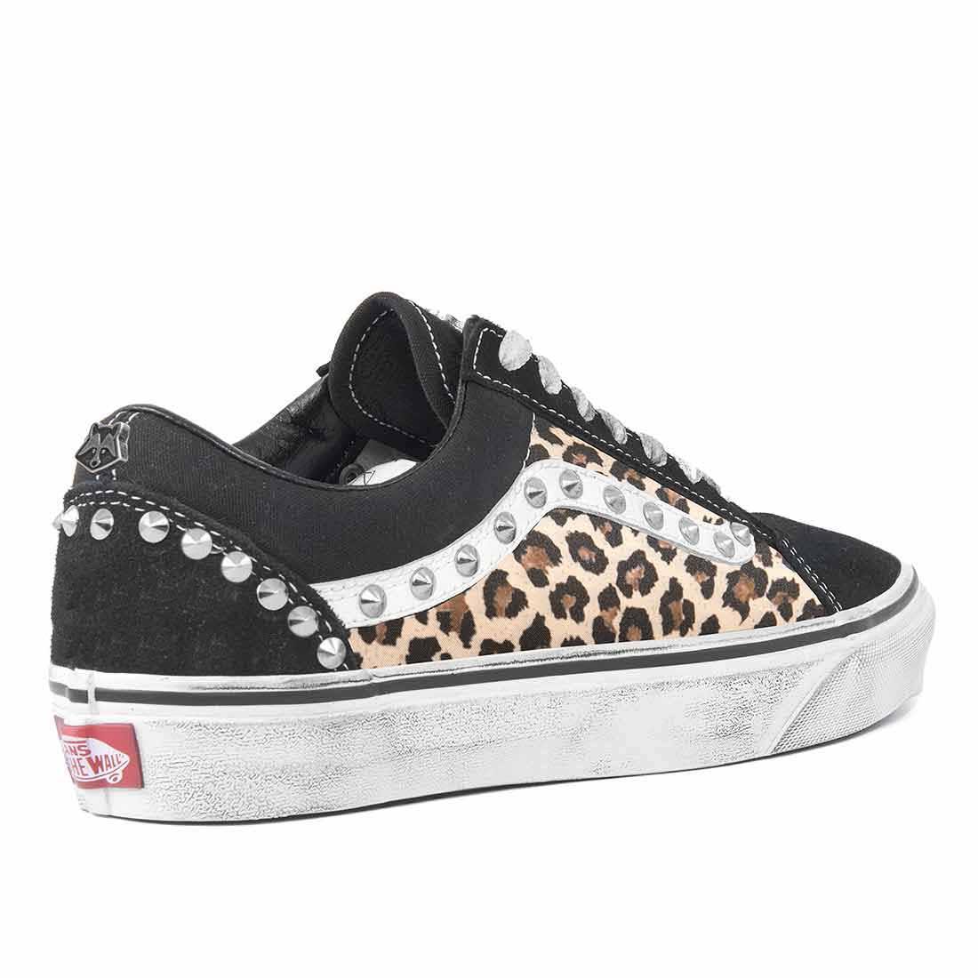 vans borchiate leopardate