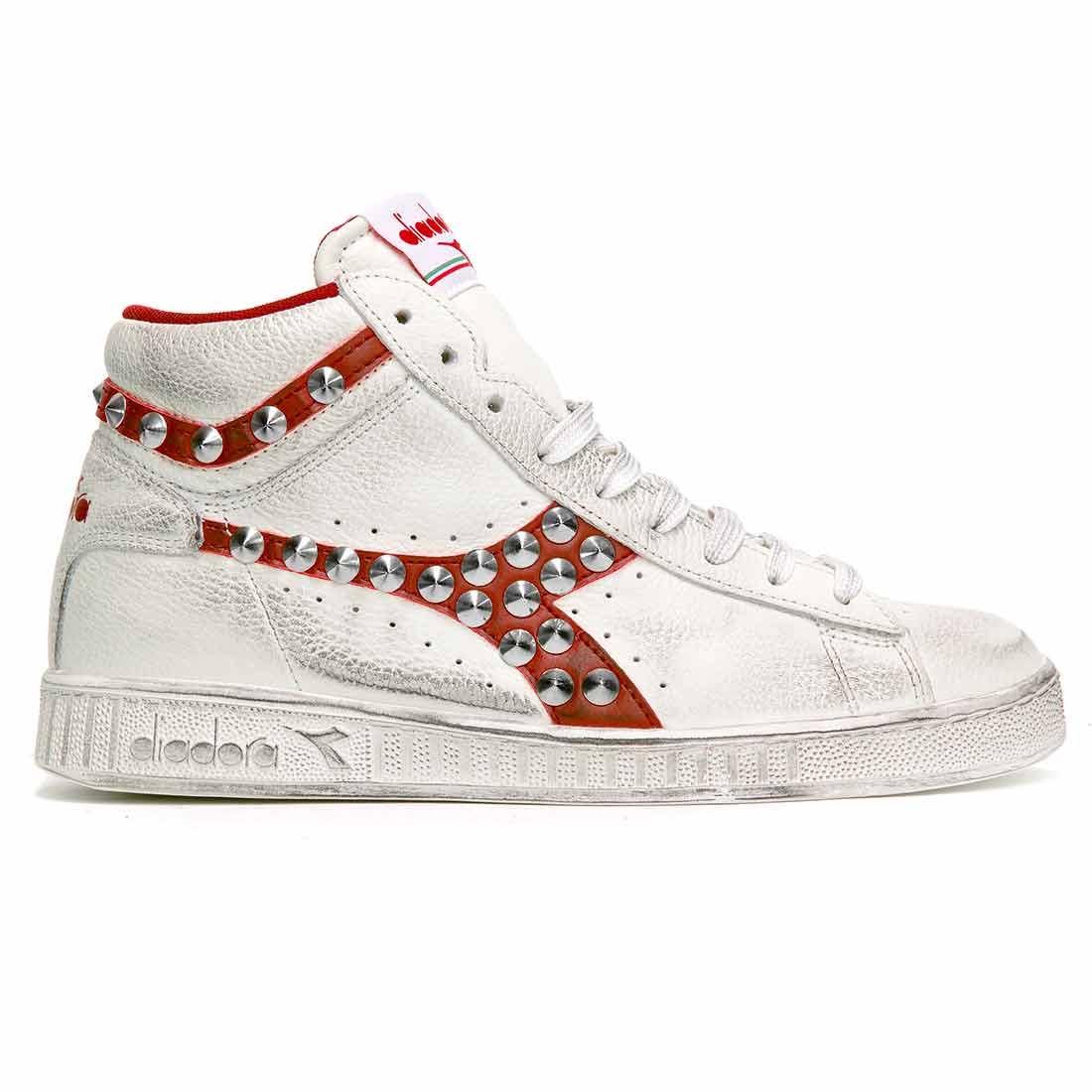 diadora alte borchiate rosse 