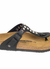 Infradito con borchie personalizzate marca birkenstock modello gizeh