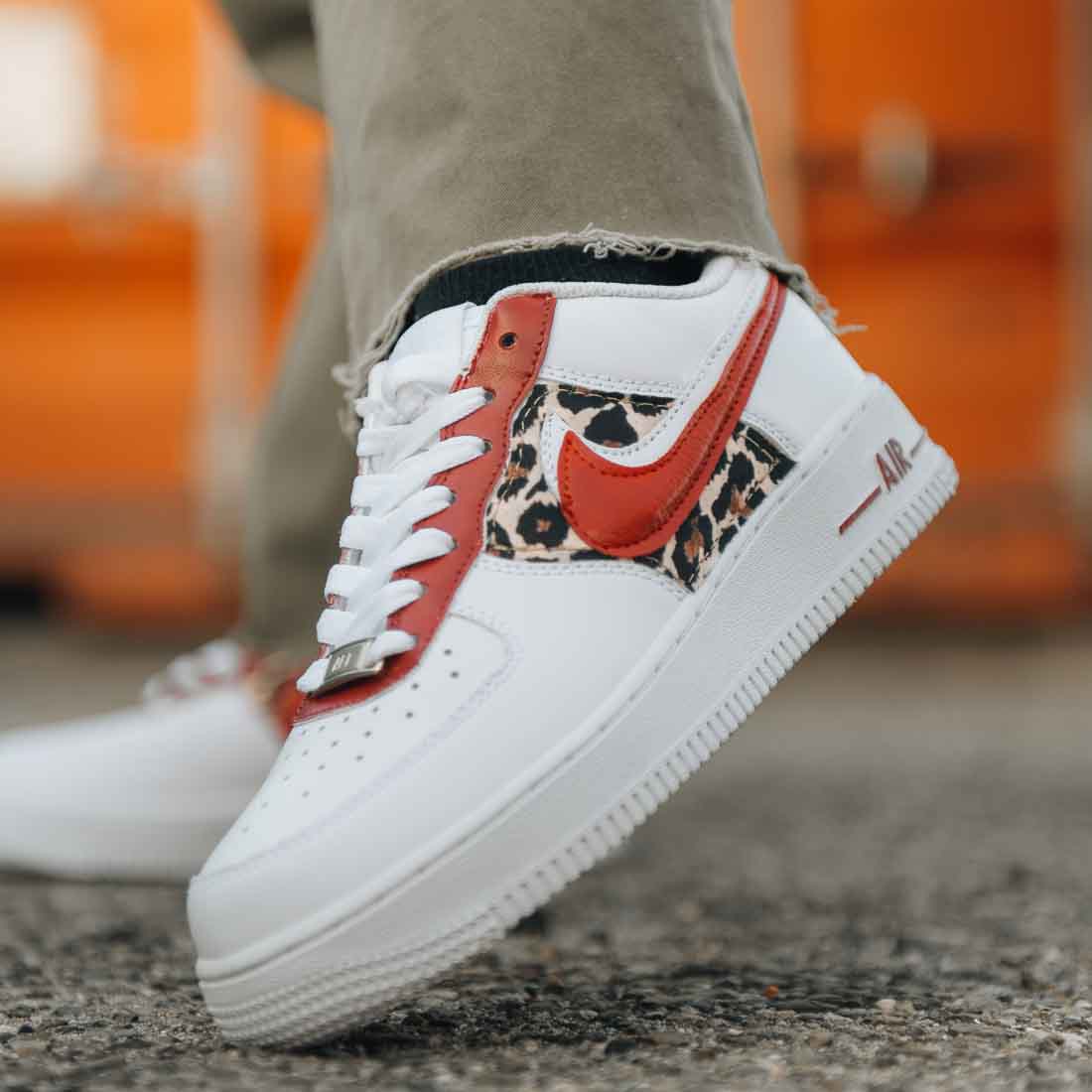 Nike baffo rosso Outlet