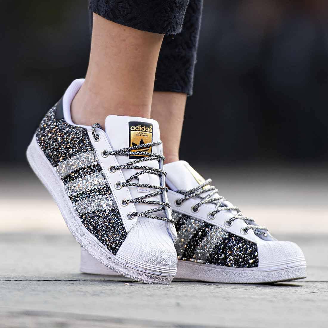 Superstar nere e argento Clearance