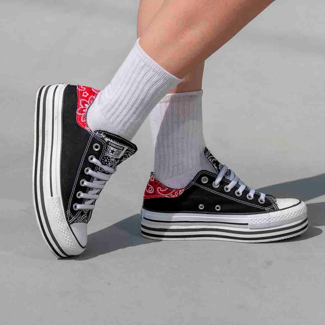 Converse Basse Platform con Bandane Rosse e Nere GRATIS