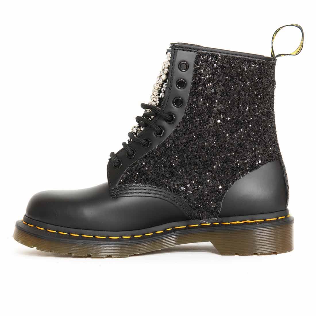 anfibi dr martens con strass e gioielli con brillantini neri