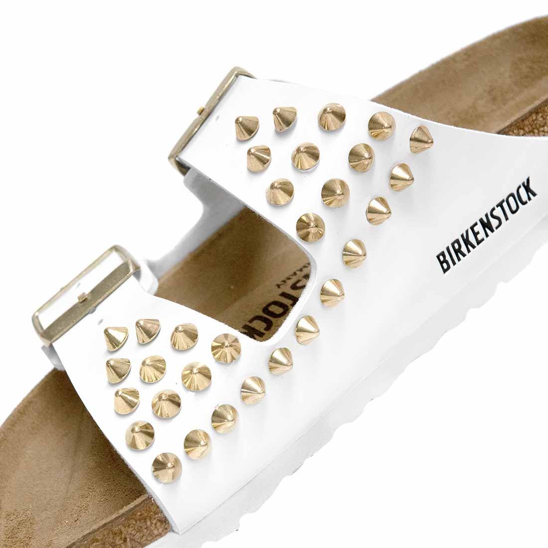 birkensotck lucide bianche personalizzate con borchie oro