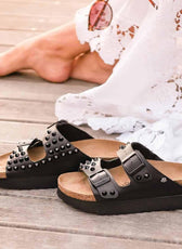 ciabatte birkenstock con zeppa e borchie papillio arizona nere