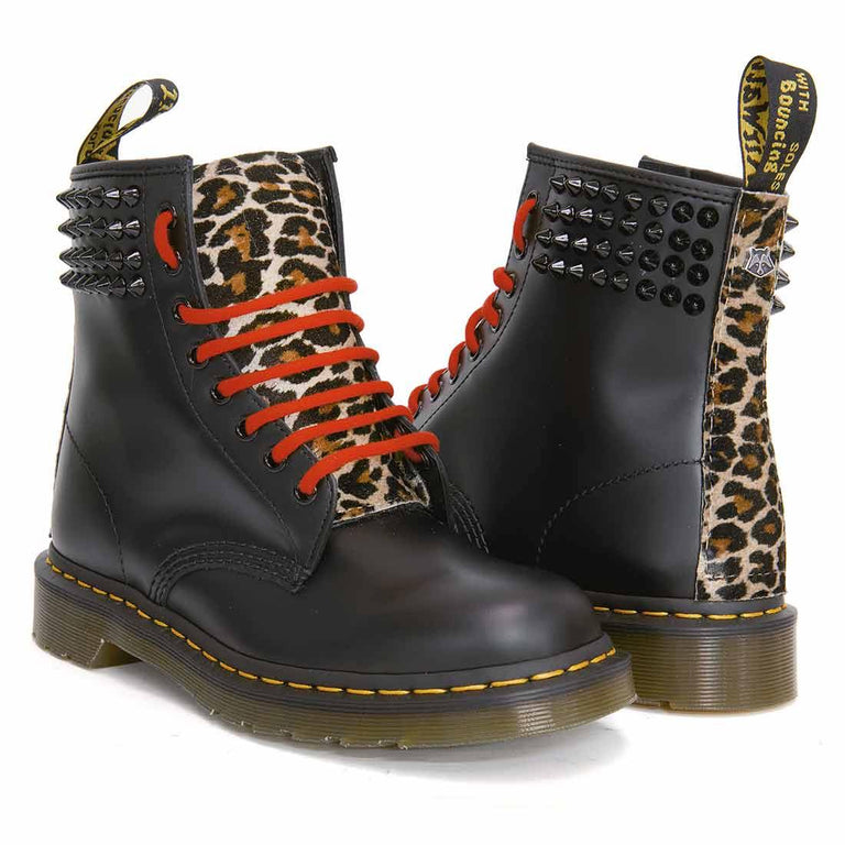 Dr Martens Leopardati con borchie e Lacci Rossi Racoon-LAB