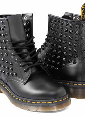 scarpe dott martens 1460 personalizzate con borchie nere