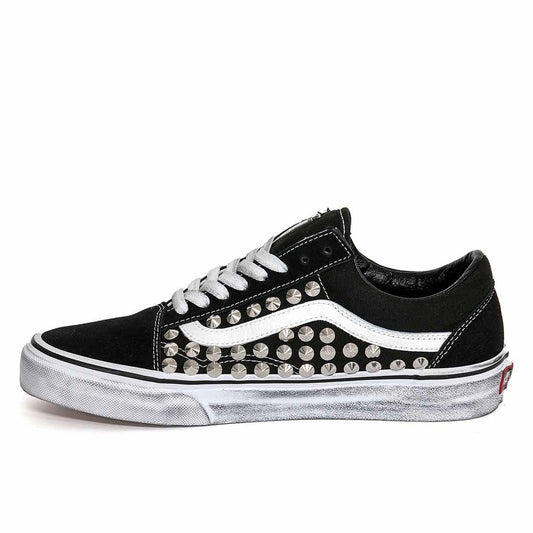 vans basse nere con borchie